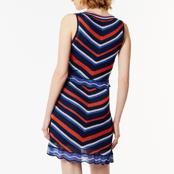 Karen Millen Blue & Orange Stripe Chevron Lightweight Knit Scallop Hem Dress - Picture 5 of 12